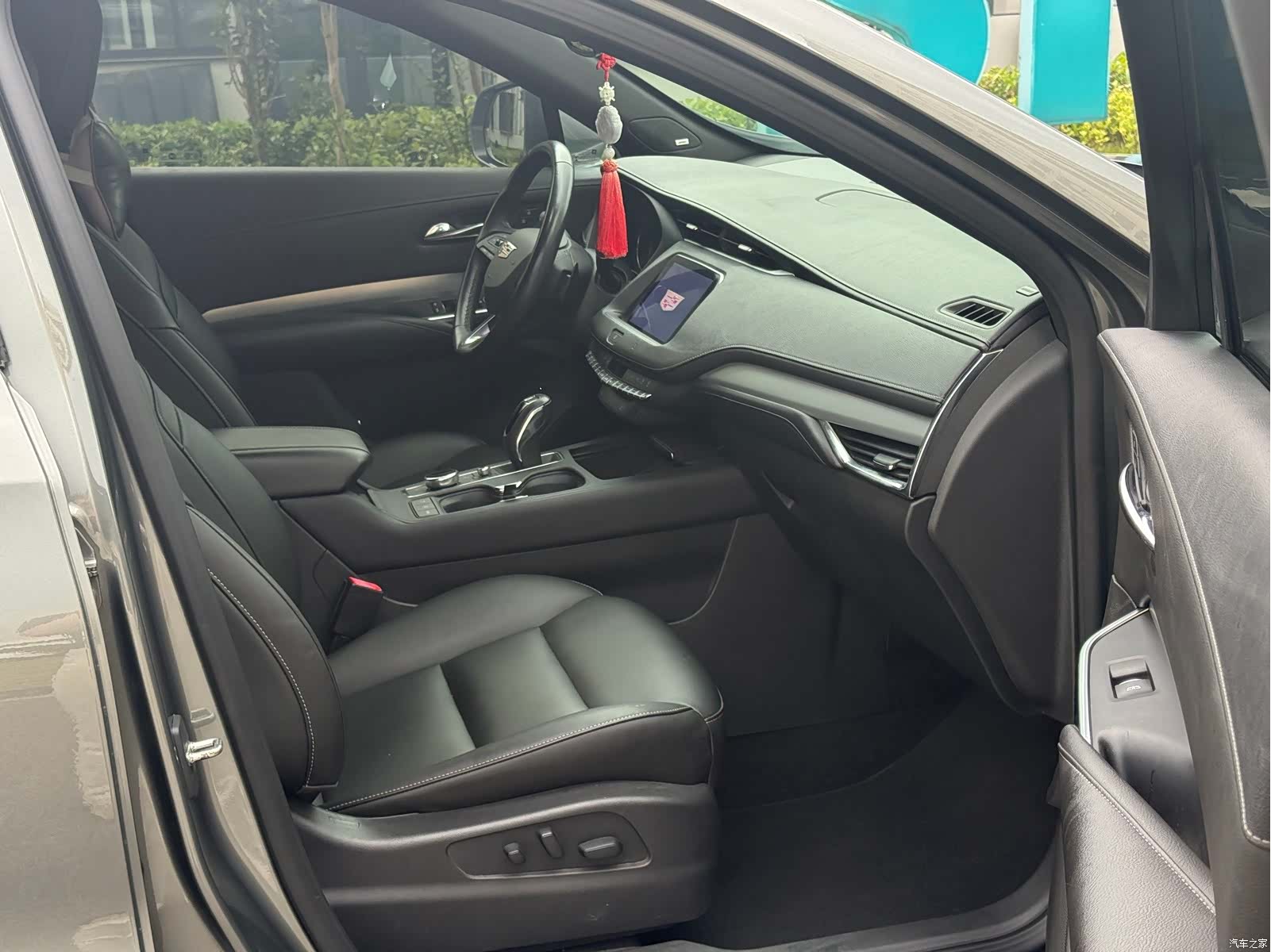 Cadillac XT4, 2019 13