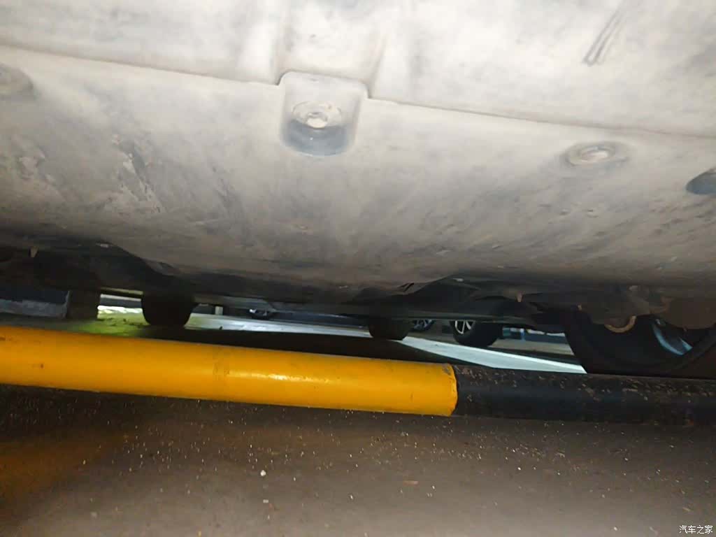 Tesla Model Y, 2021 25