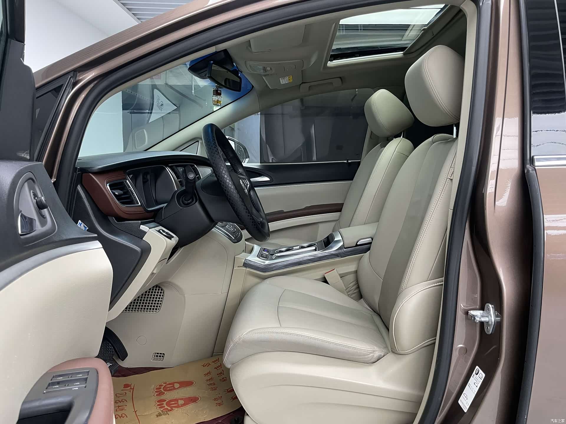 Buick GL8, 2020 11