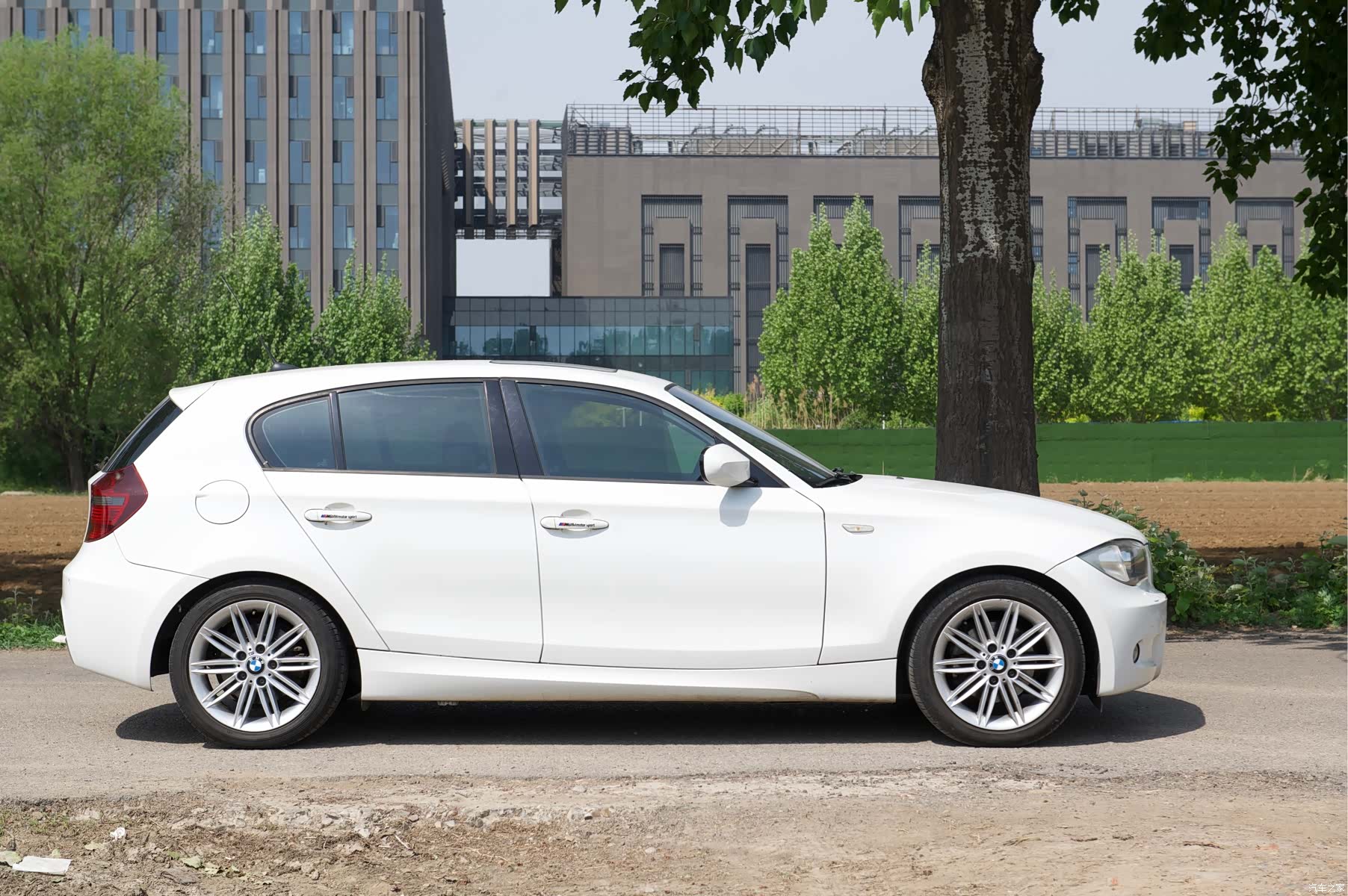 BMW 1 Series, 2010 3