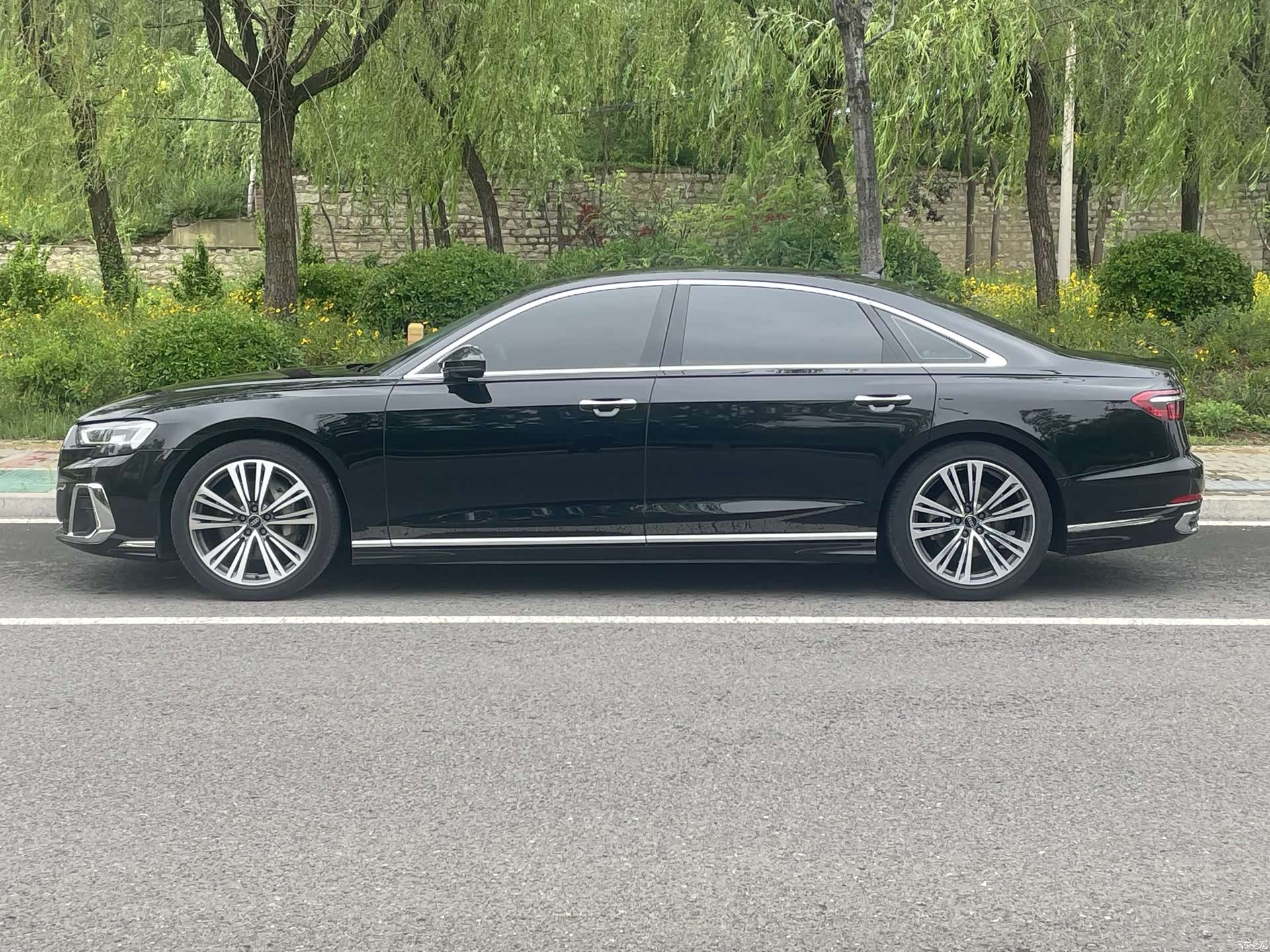 Audi A8L, 2024 13