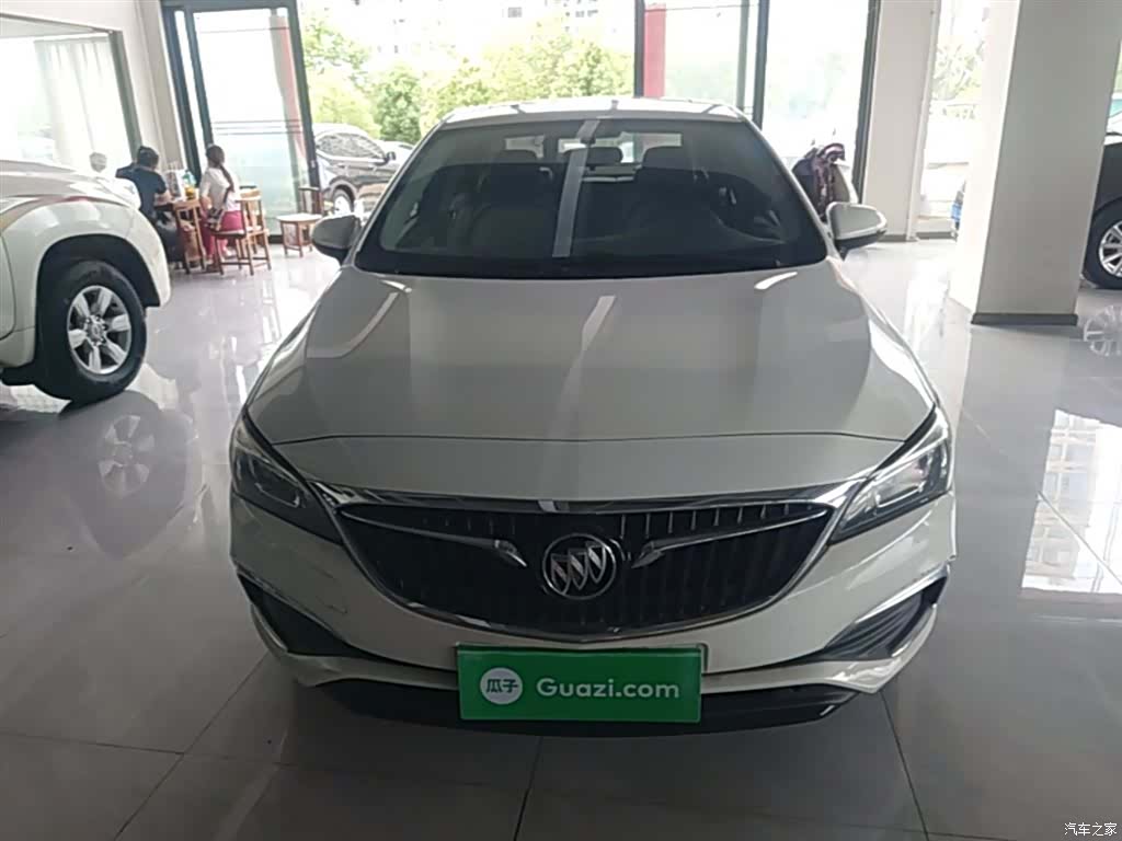 Buick Verano, 2018 3