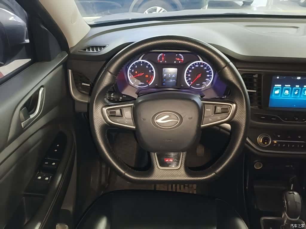 Landwind X2, 2017 11