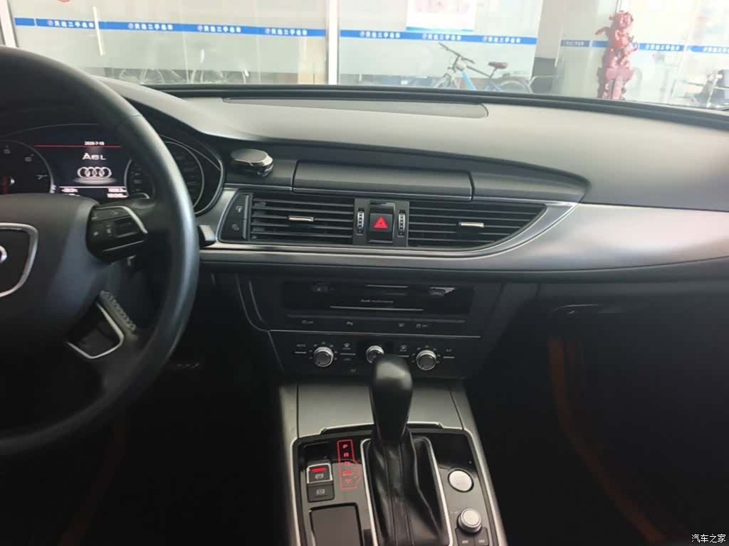 Audi A6L, 2018 13