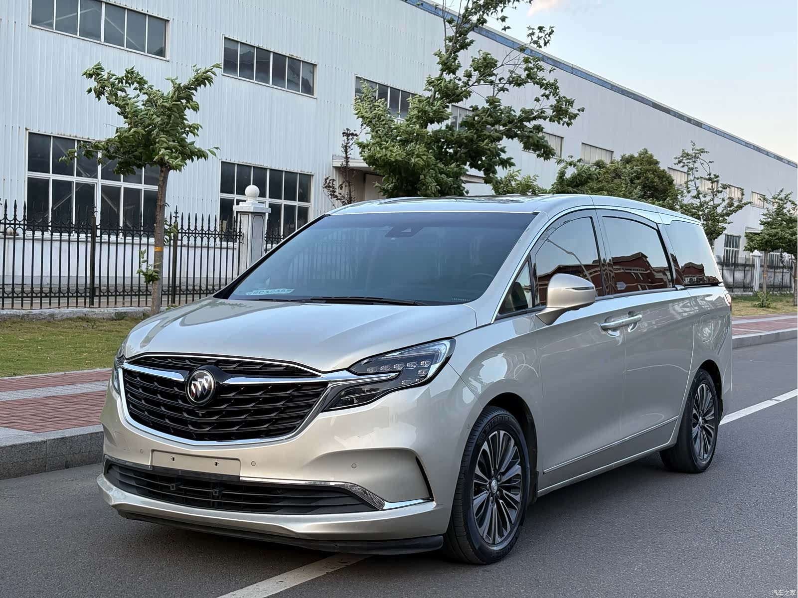 Buick GL8, 2020 2
