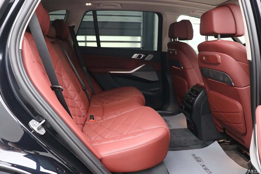 BMW X5, 2026 23