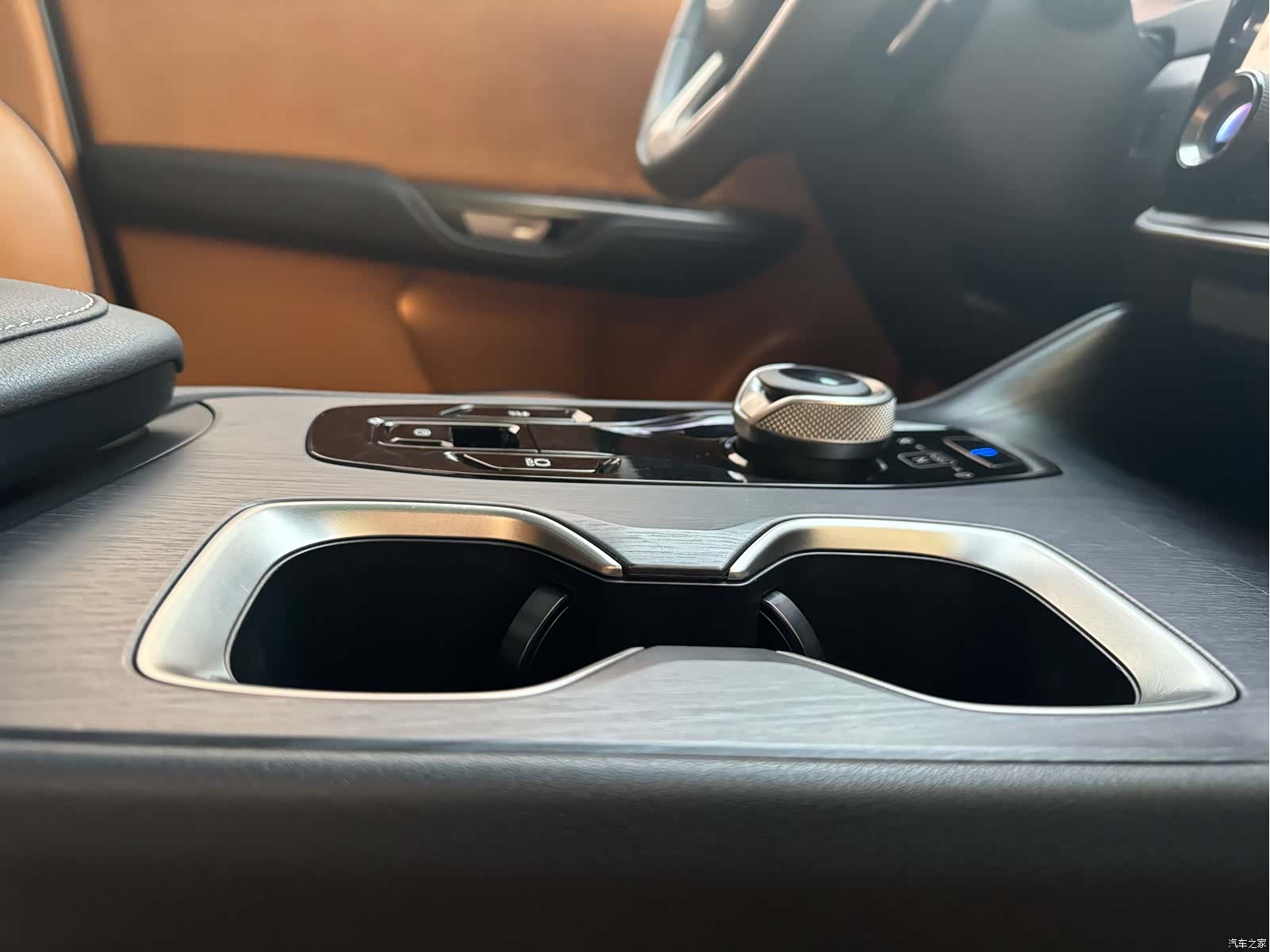 Lexus RZ, 2023 11