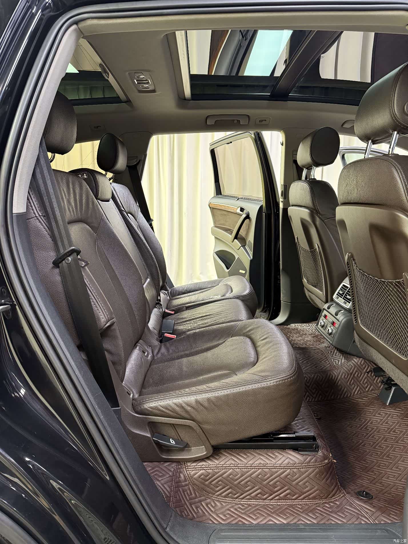 Audi Q7, 2014 23
