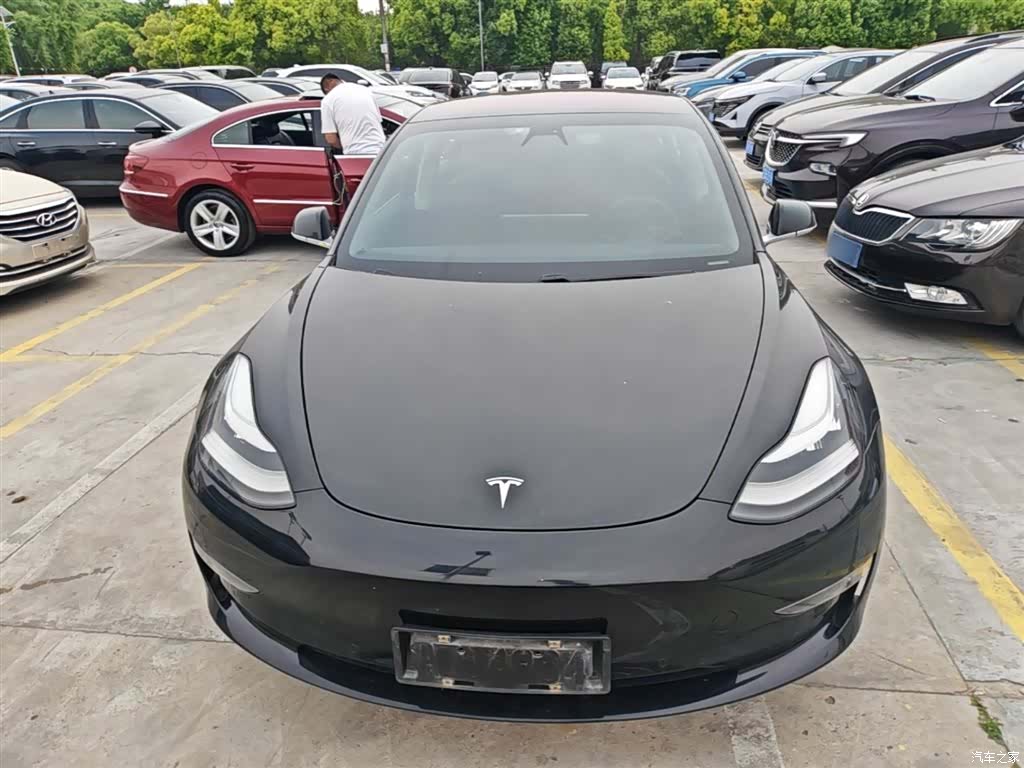 Tesla Model 3, 2019 3