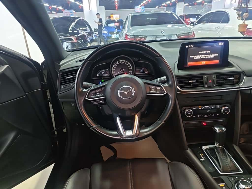 Mazda CX-4, 2020 11