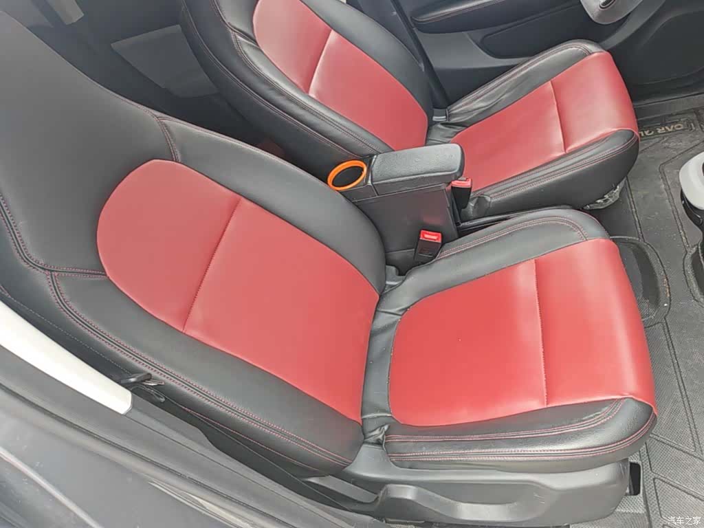 Leapmotor T03, 2022 25