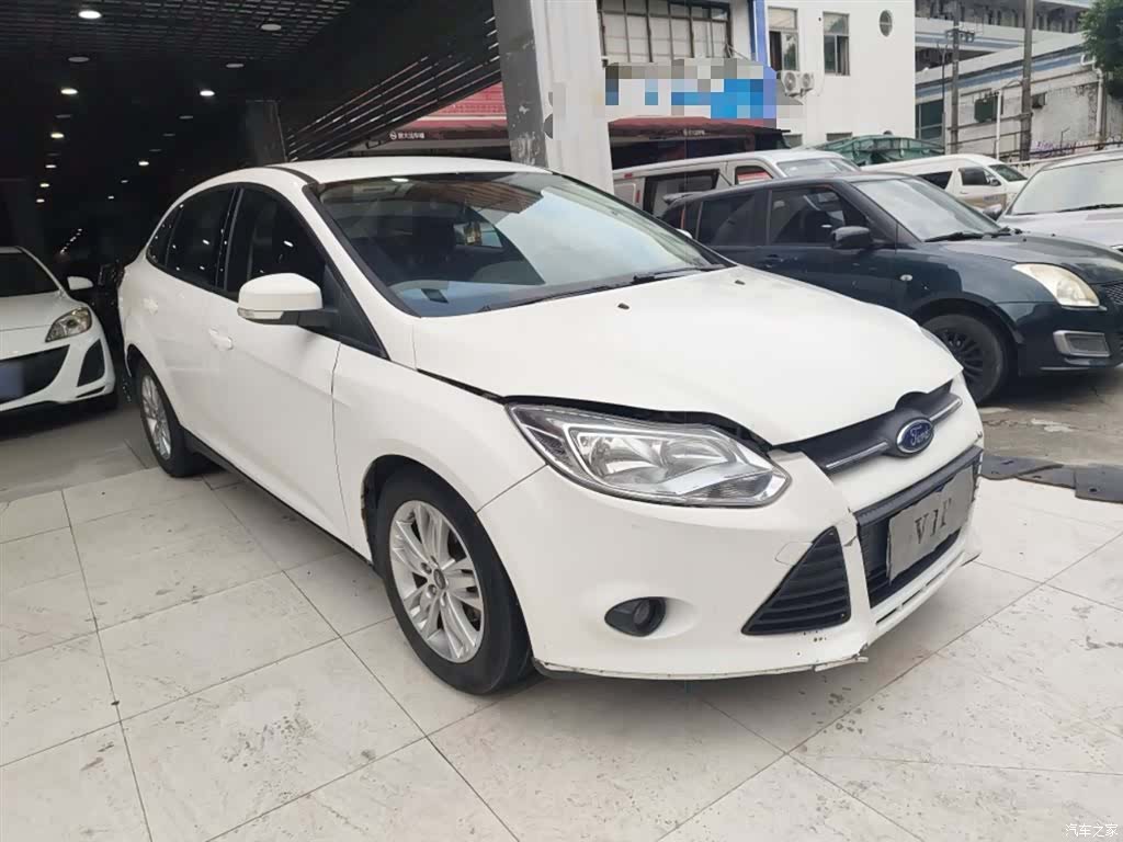 Ford Focus, 2015 22