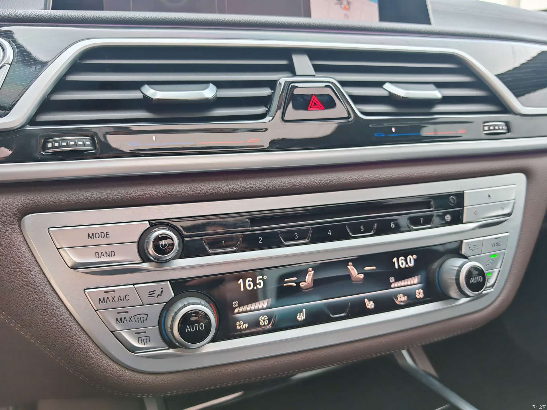 BMW 7 Series, 2018 30