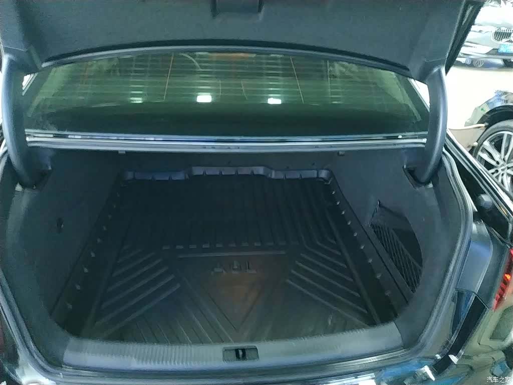 Audi A6L, 2016 10