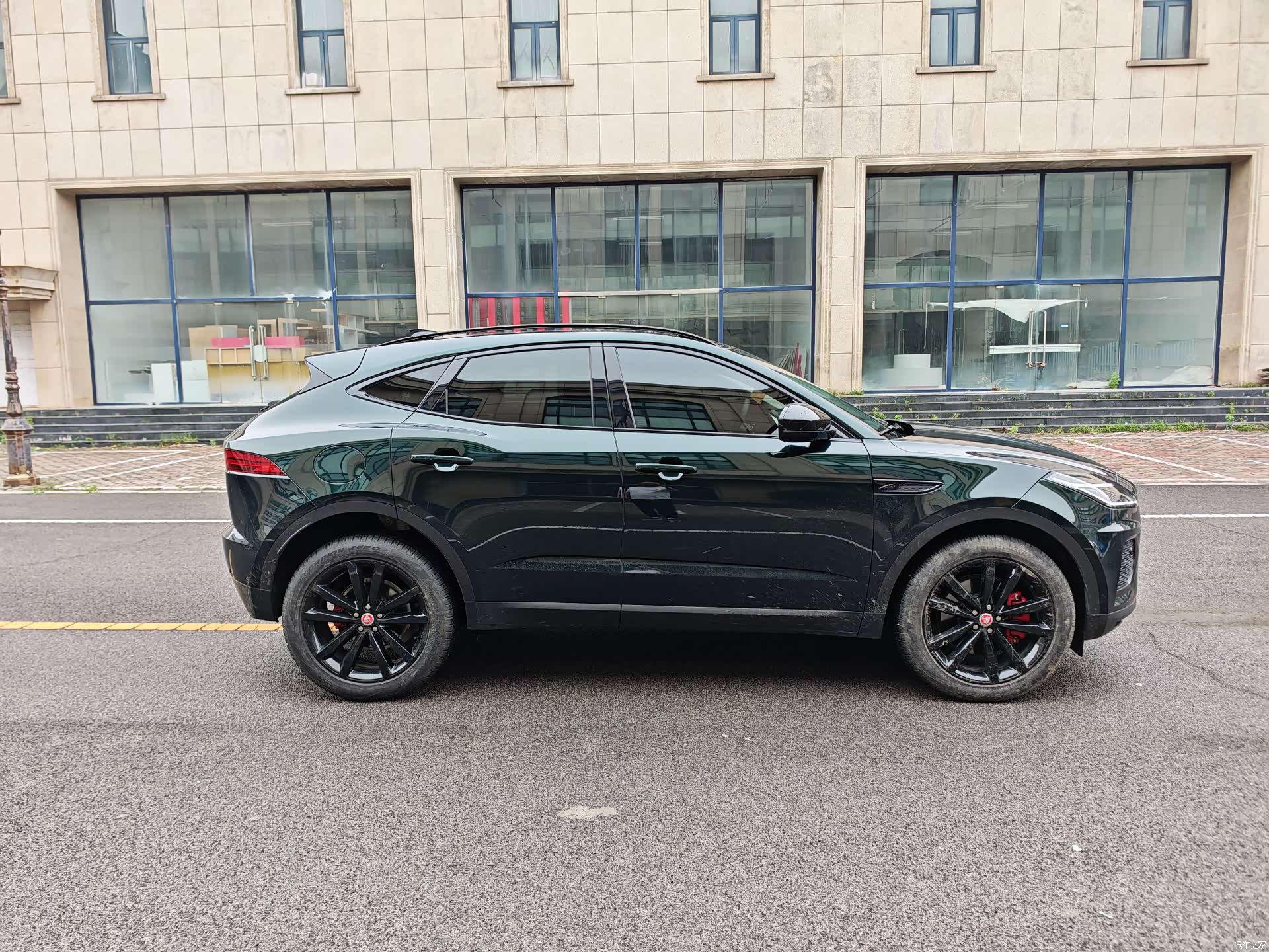 Land Rover E-PACE, 2025 4