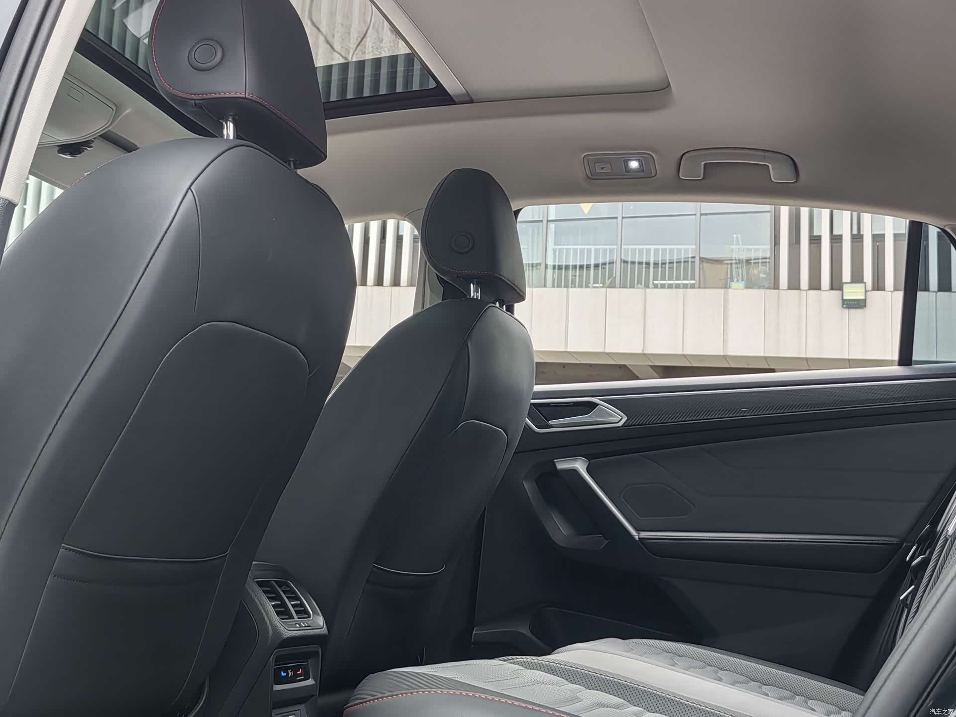 Volkswagen Tiguan, 2023 16