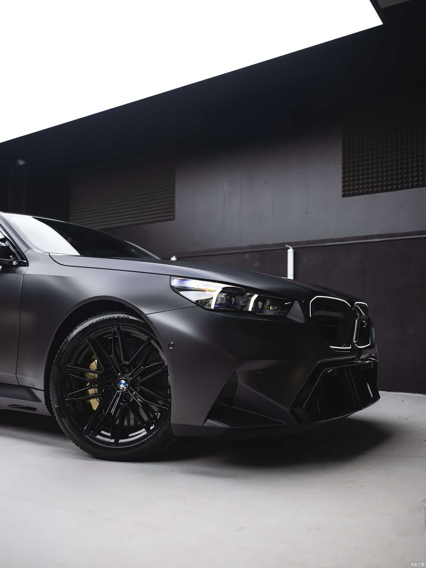 BMW M5, 2026 3