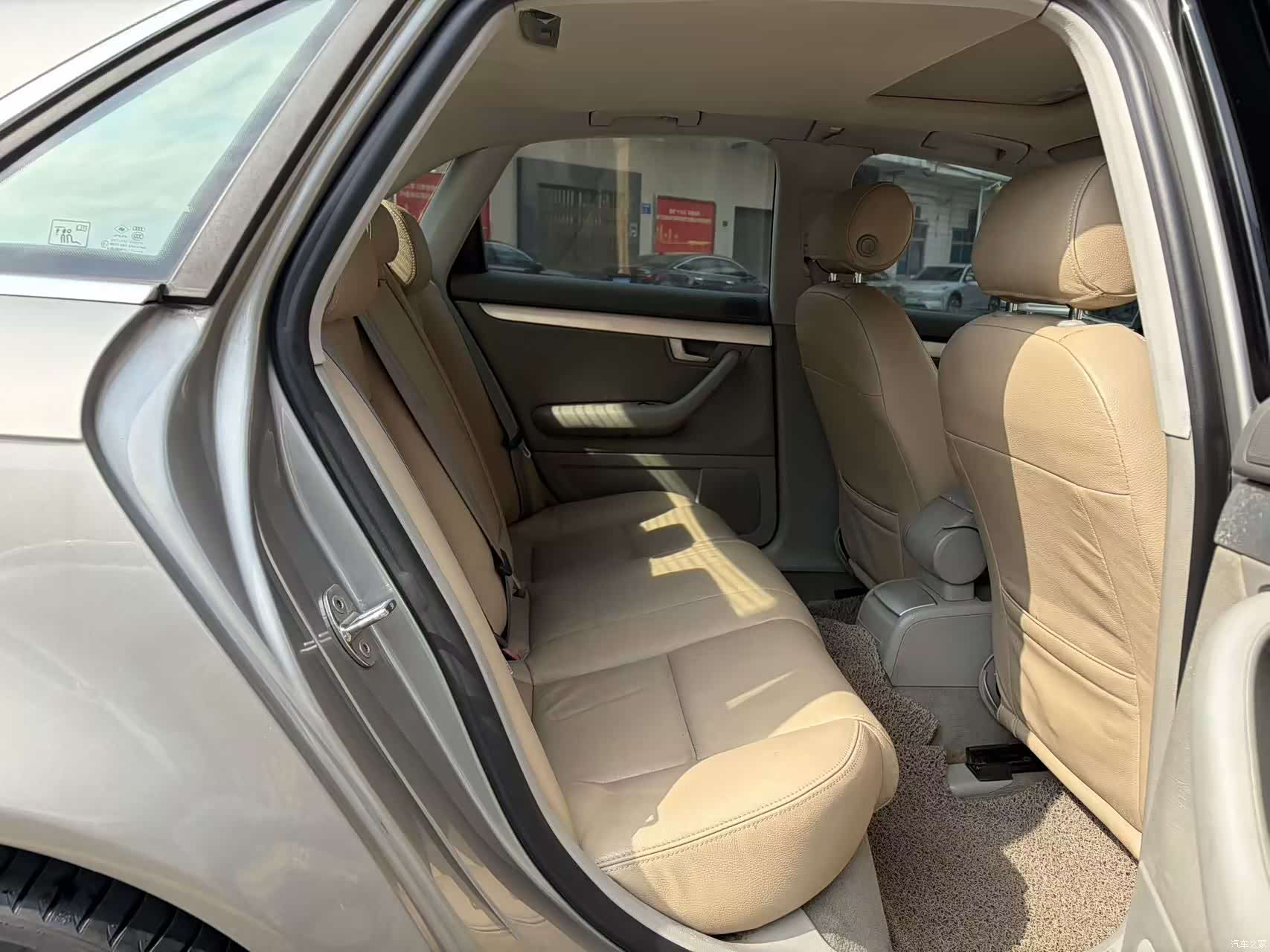 Audi A4, 2008 11