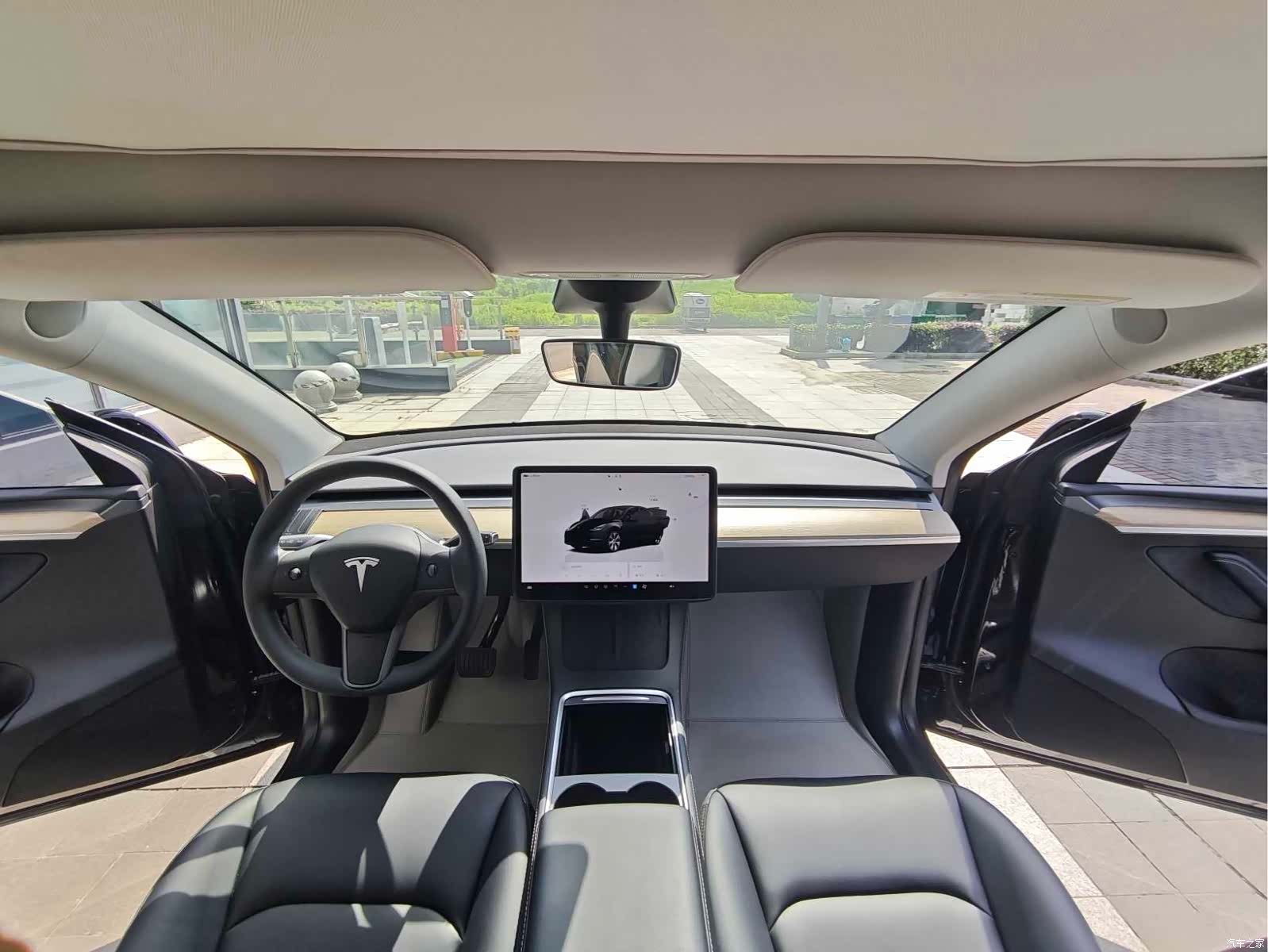 Tesla Model Y, 2023 7