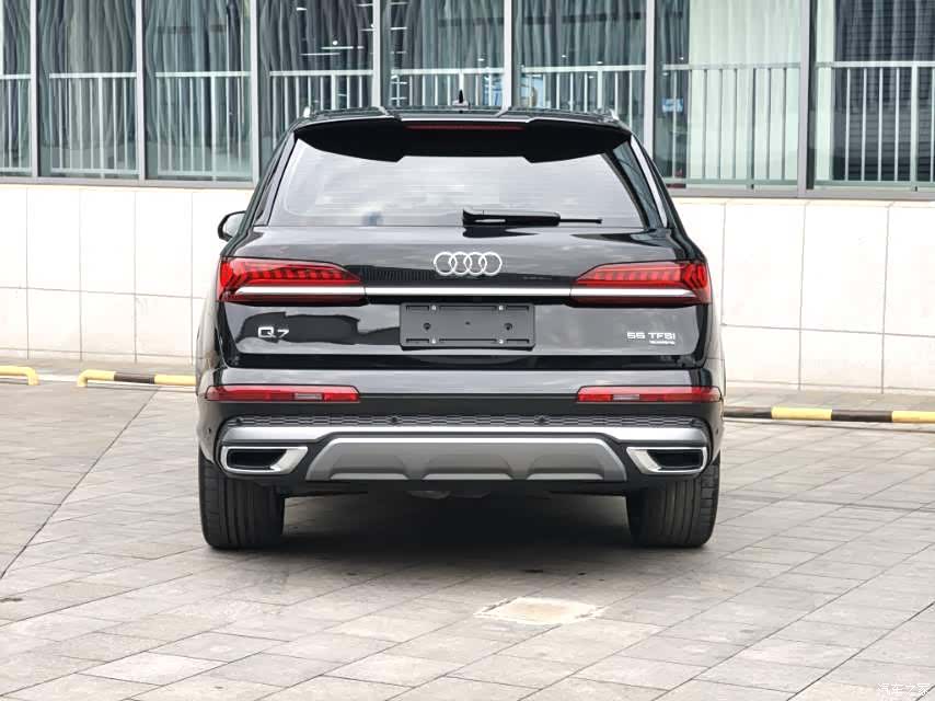 Audi Q7, 2023 13