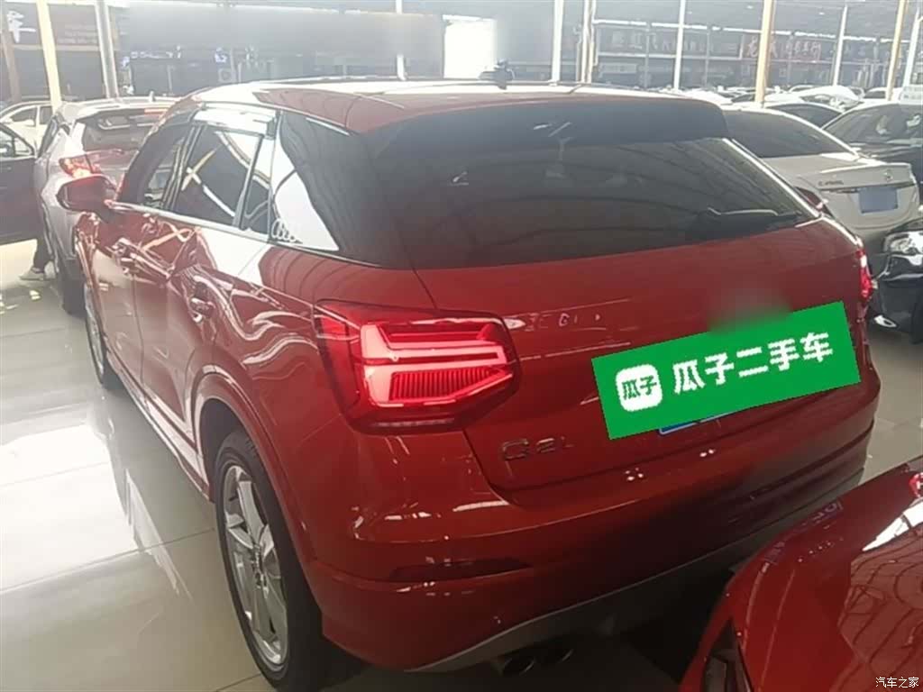 Audi Q2L, 2020 все фото