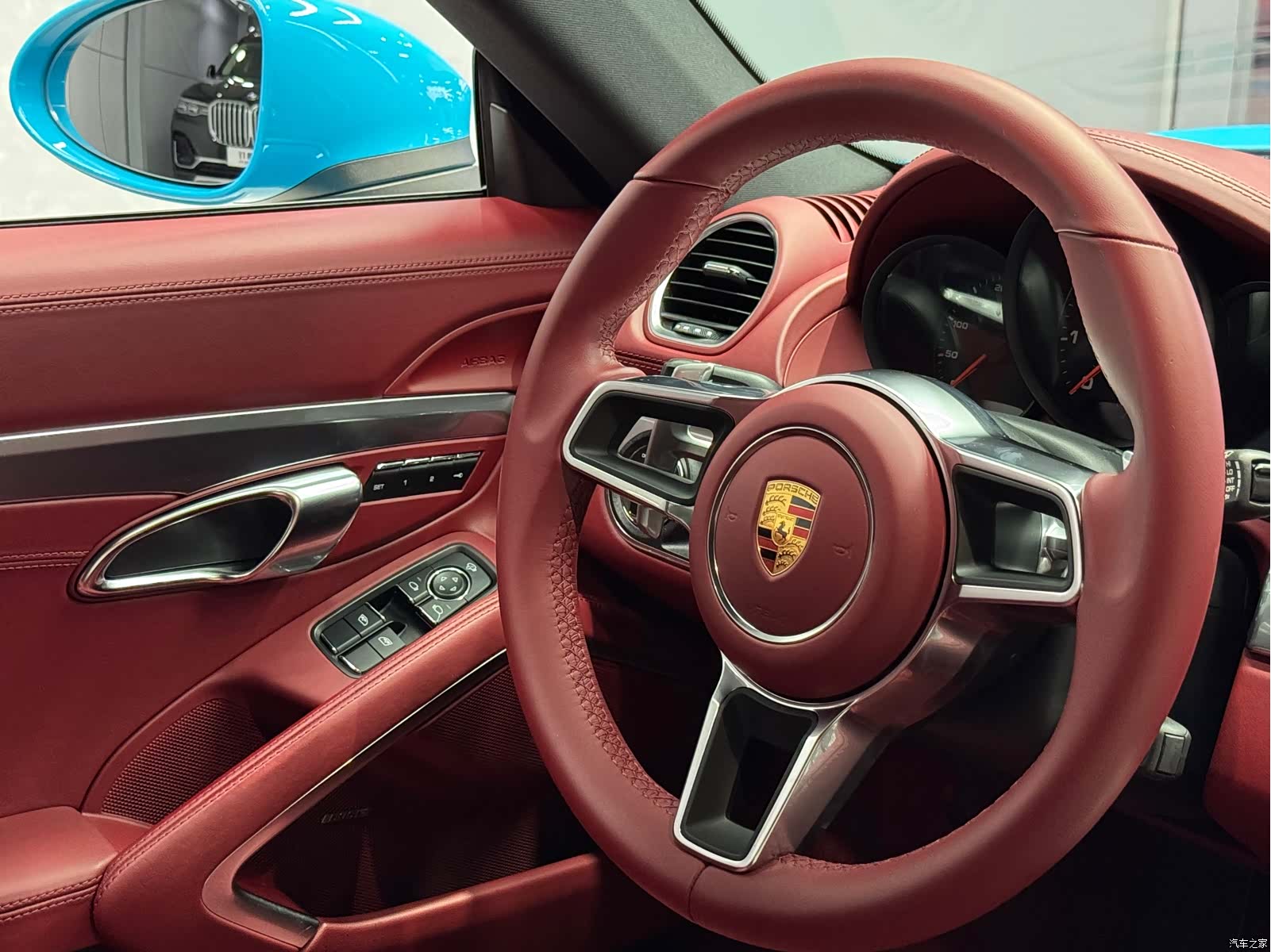 Porsche Cayman, 2019 36