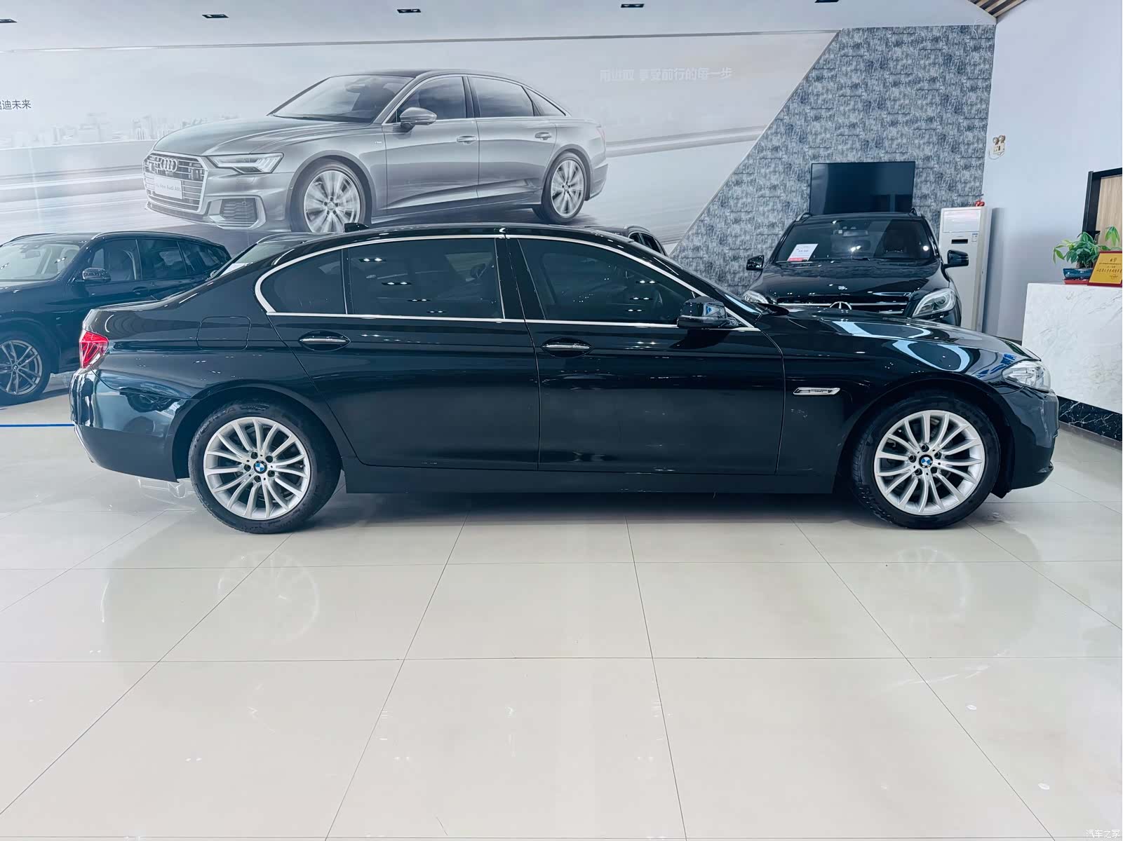BMW 5 Series, 2017 24