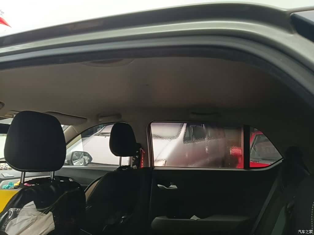 Wuling 510, 2020 18