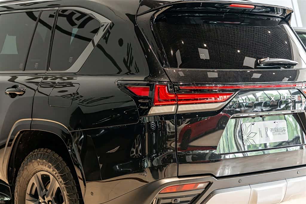 Lexus LX, 2025 19