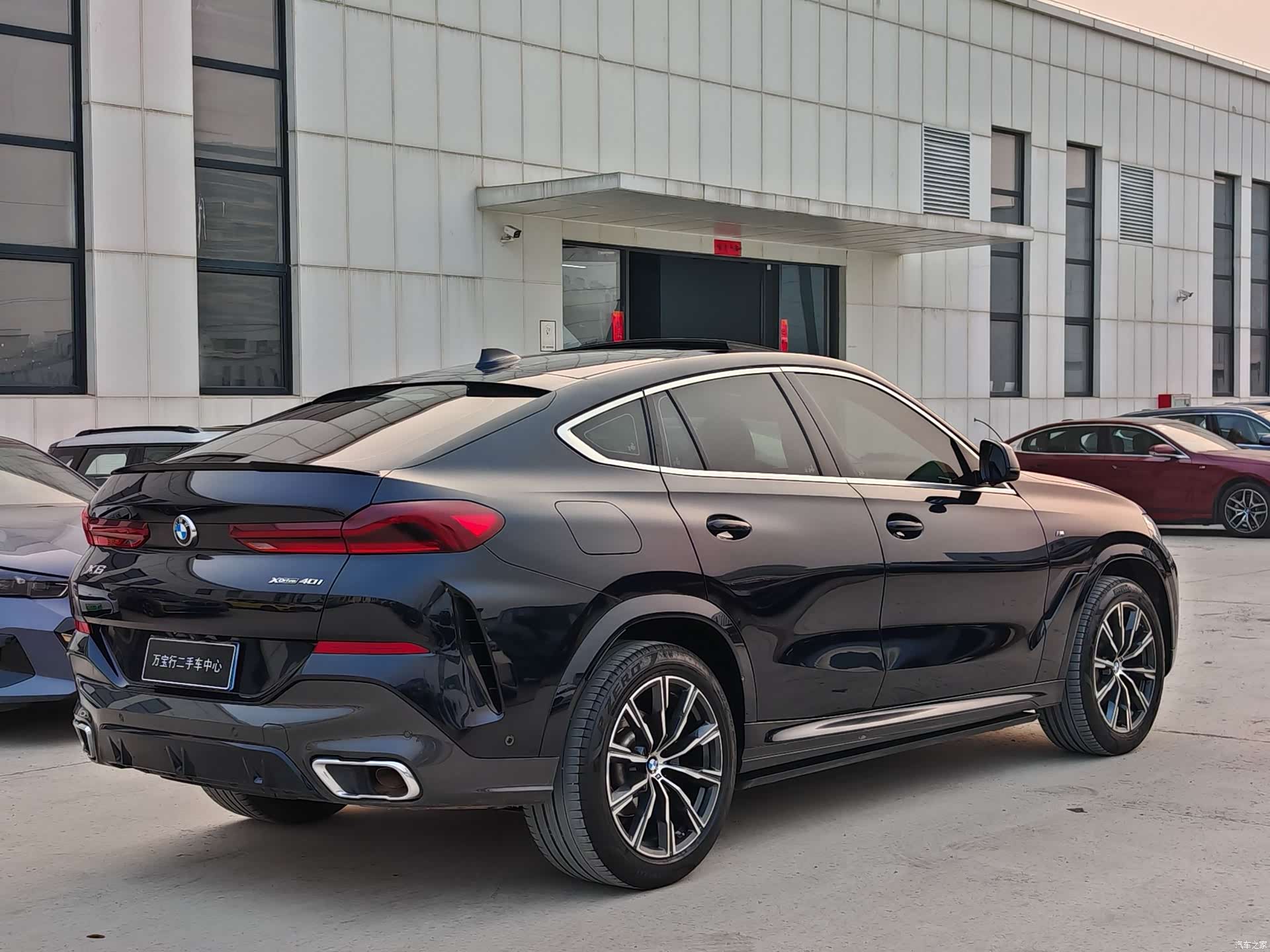 BMW X6, 2021 все фото