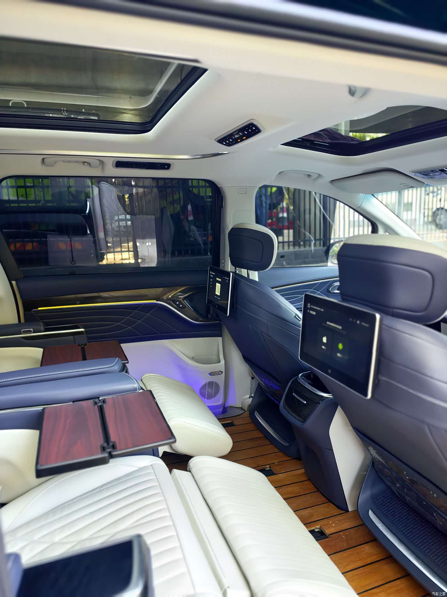 Maxus G90, 2023 21