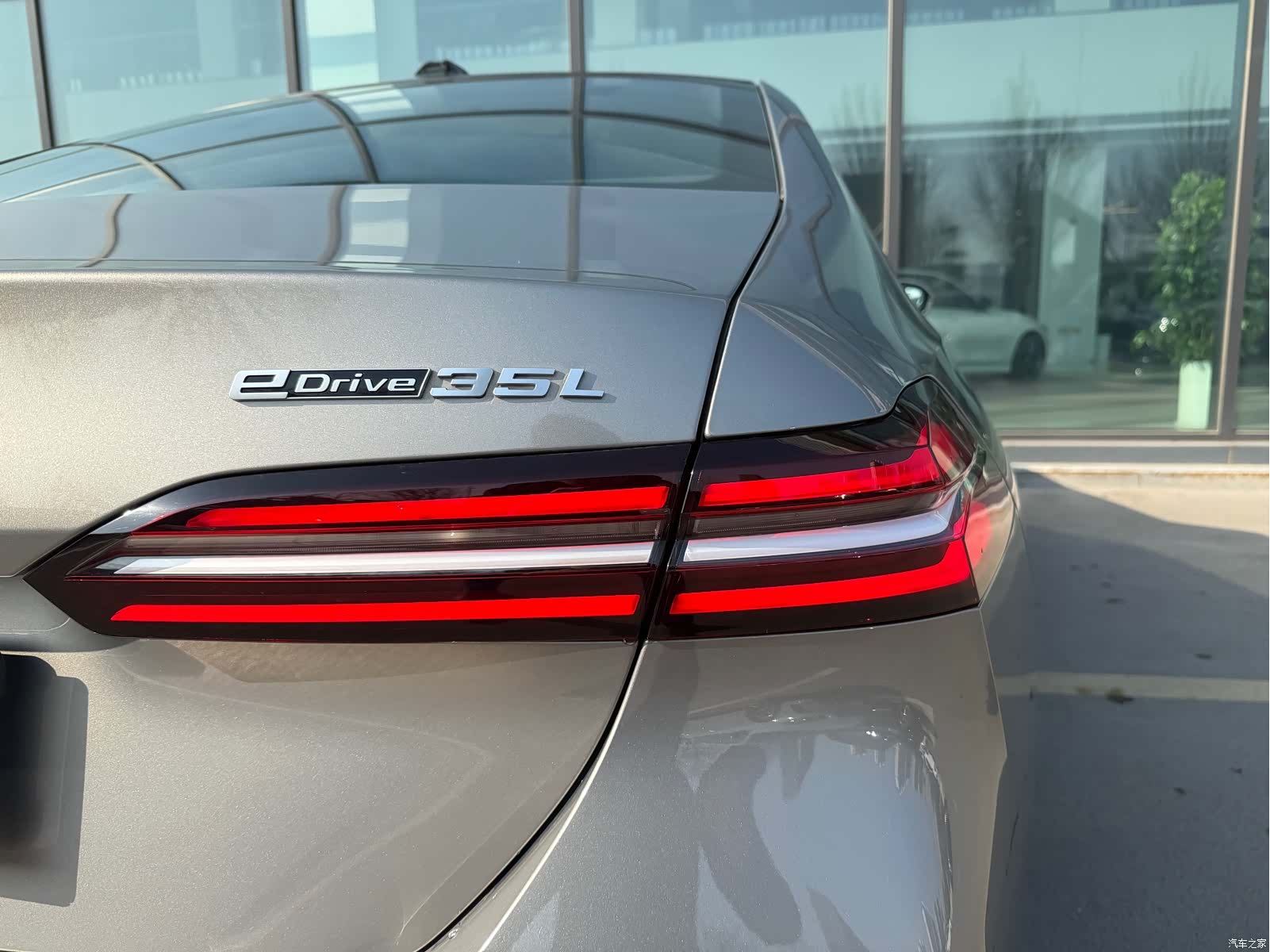 BMW i5, 2026 24