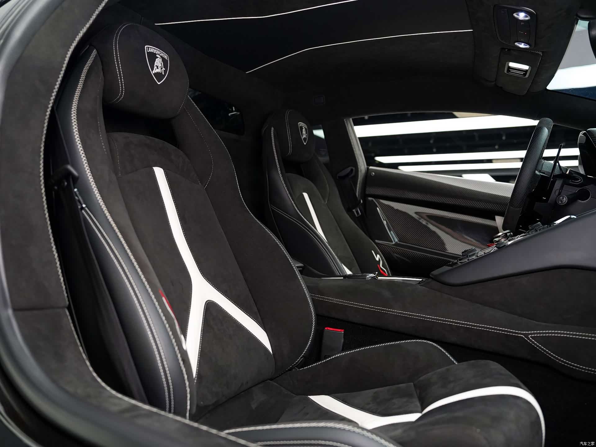 Lamborghini Aventador, 2012 25
