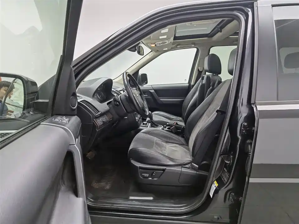 Land Rover Freelander 2