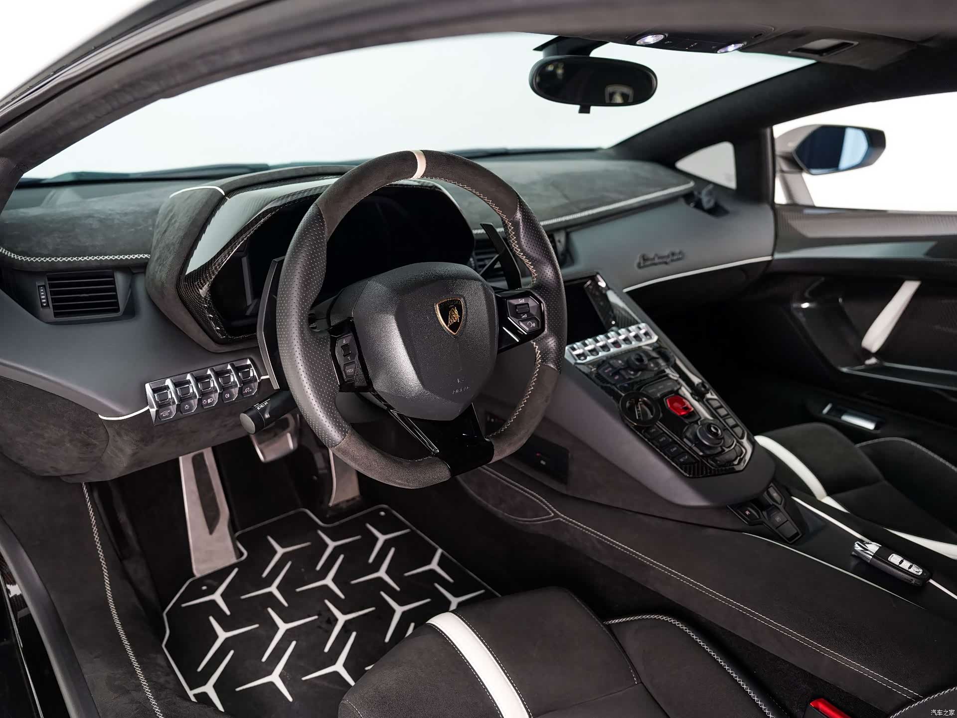 Lamborghini Aventador, 2012 23