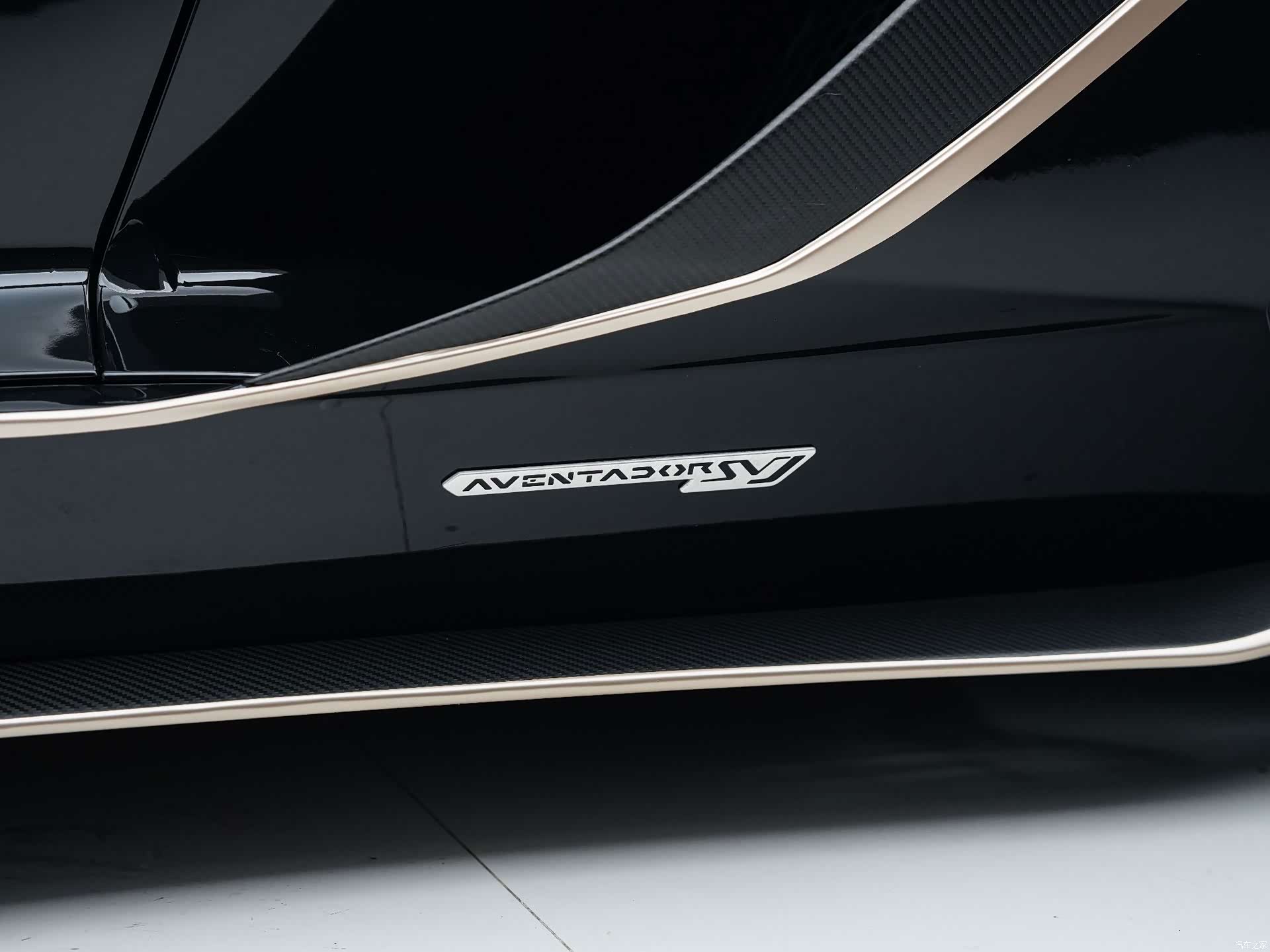 Lamborghini Aventador, 2012 19