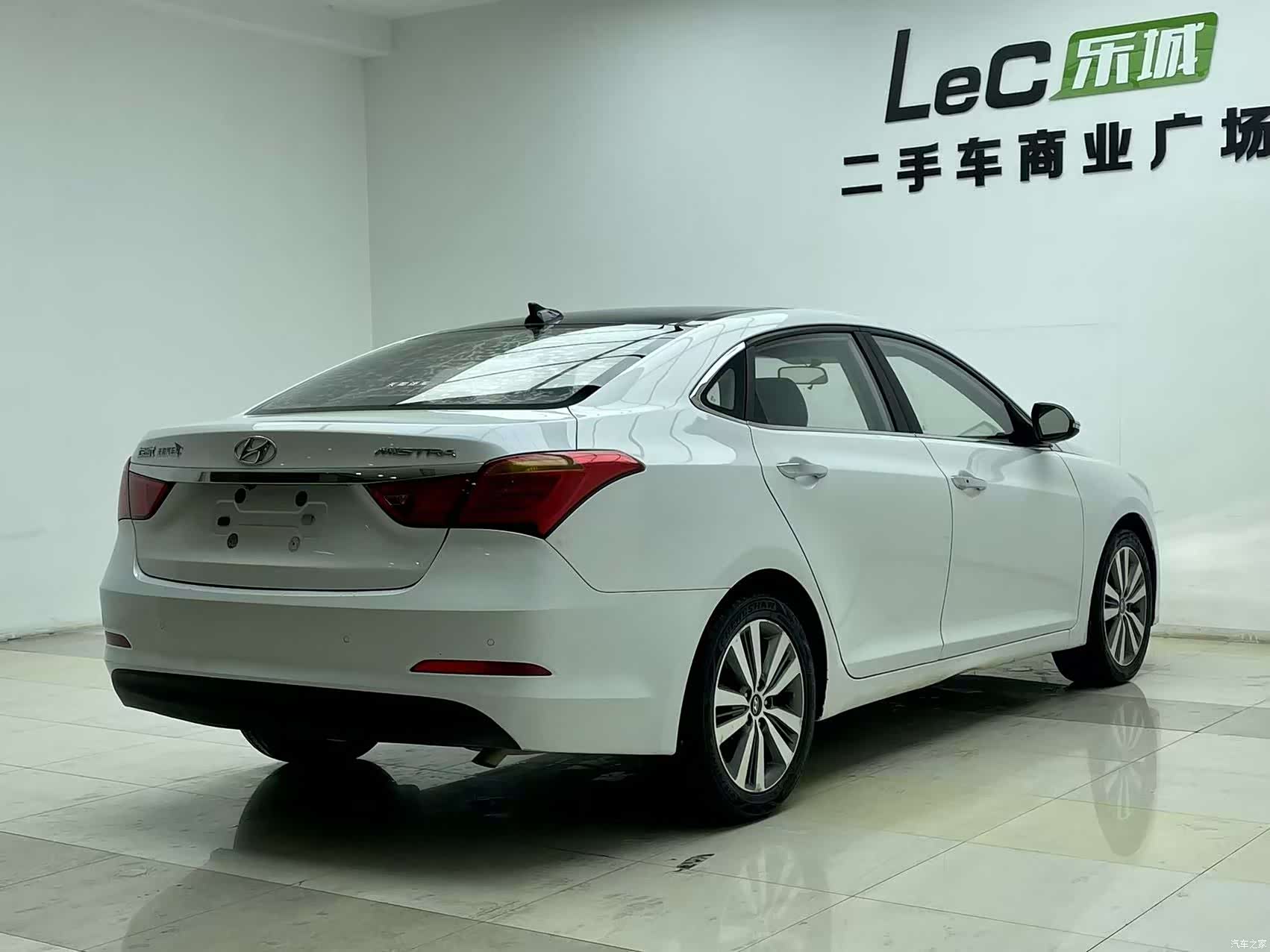 Hyundai GLS, 2016 6