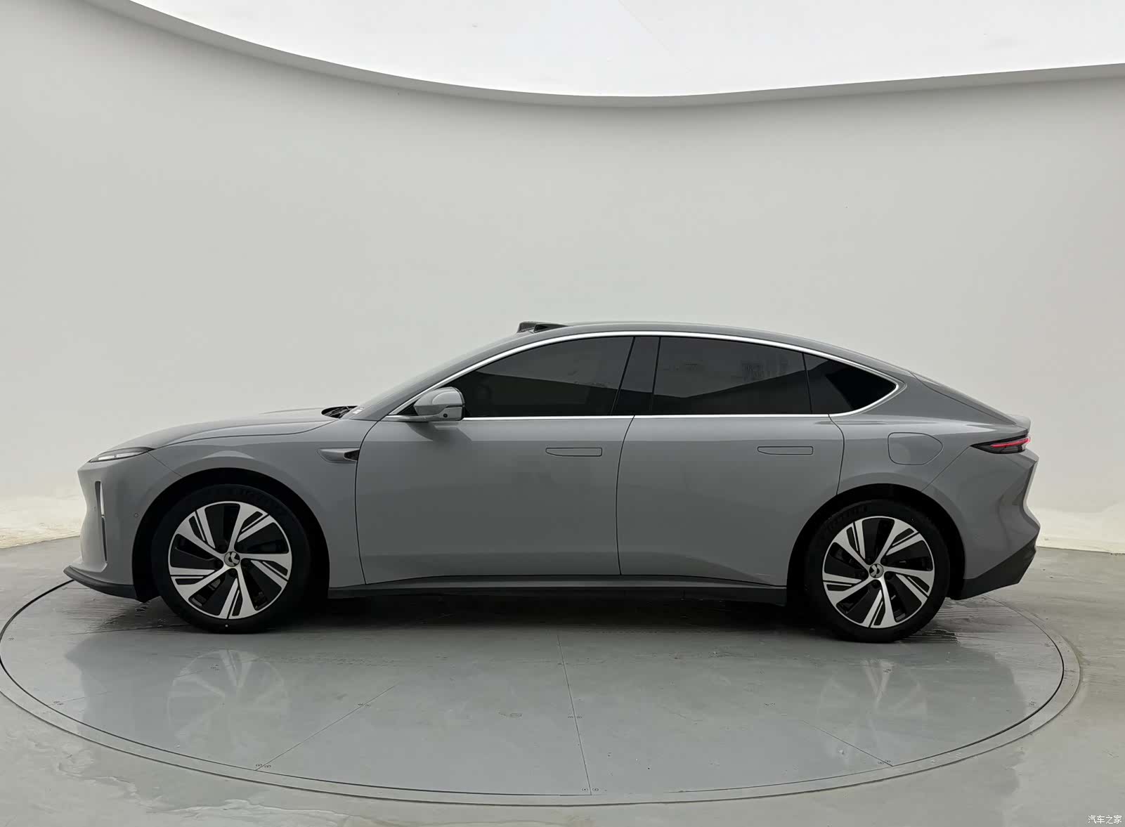 NIO ET5, 2023 3