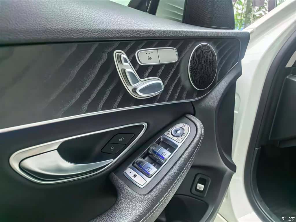 Mercedes-Benz C-Class, 2020 19