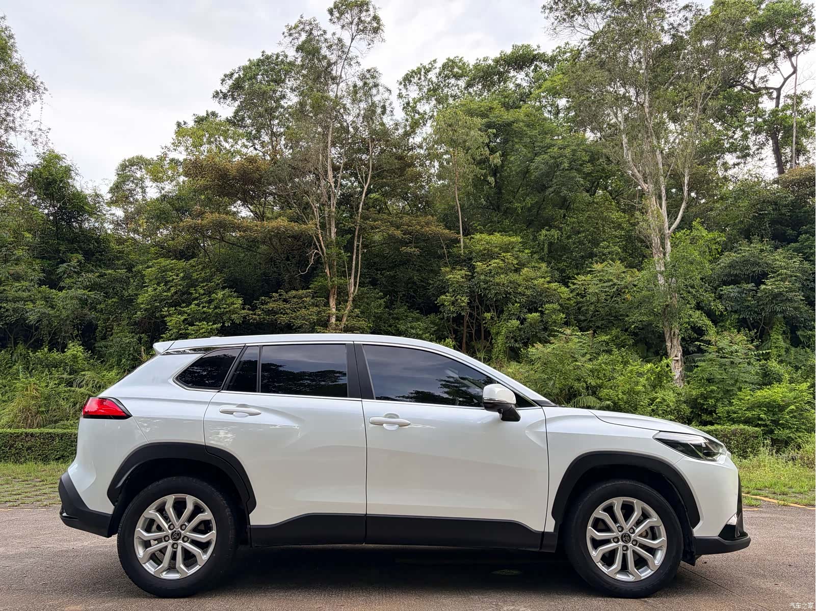 Toyota Frontlander, 2023 6