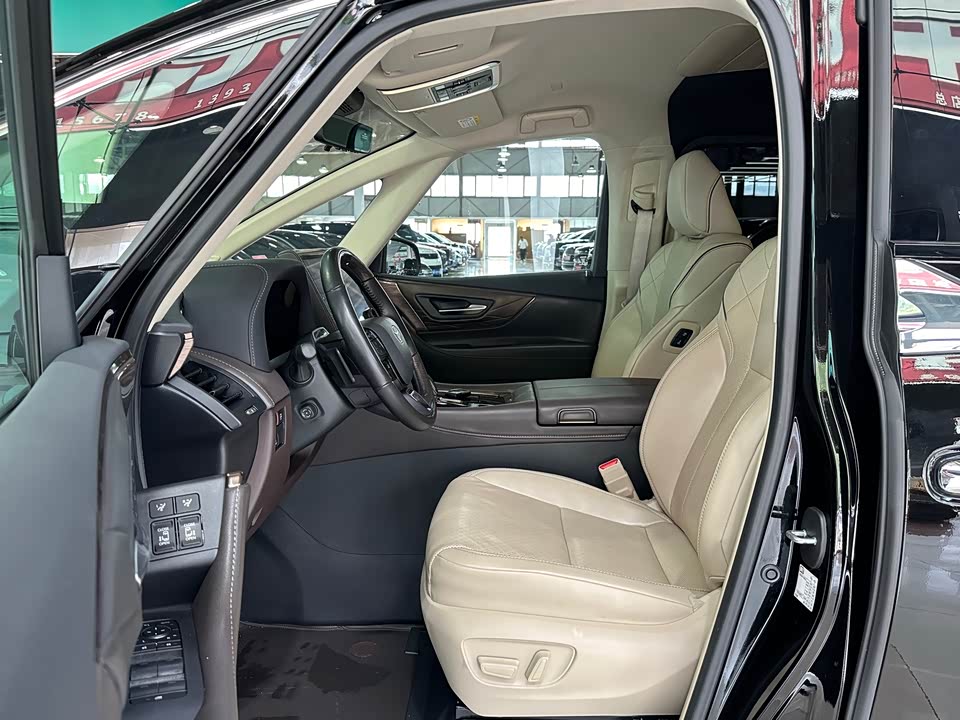 Toyota Elfa