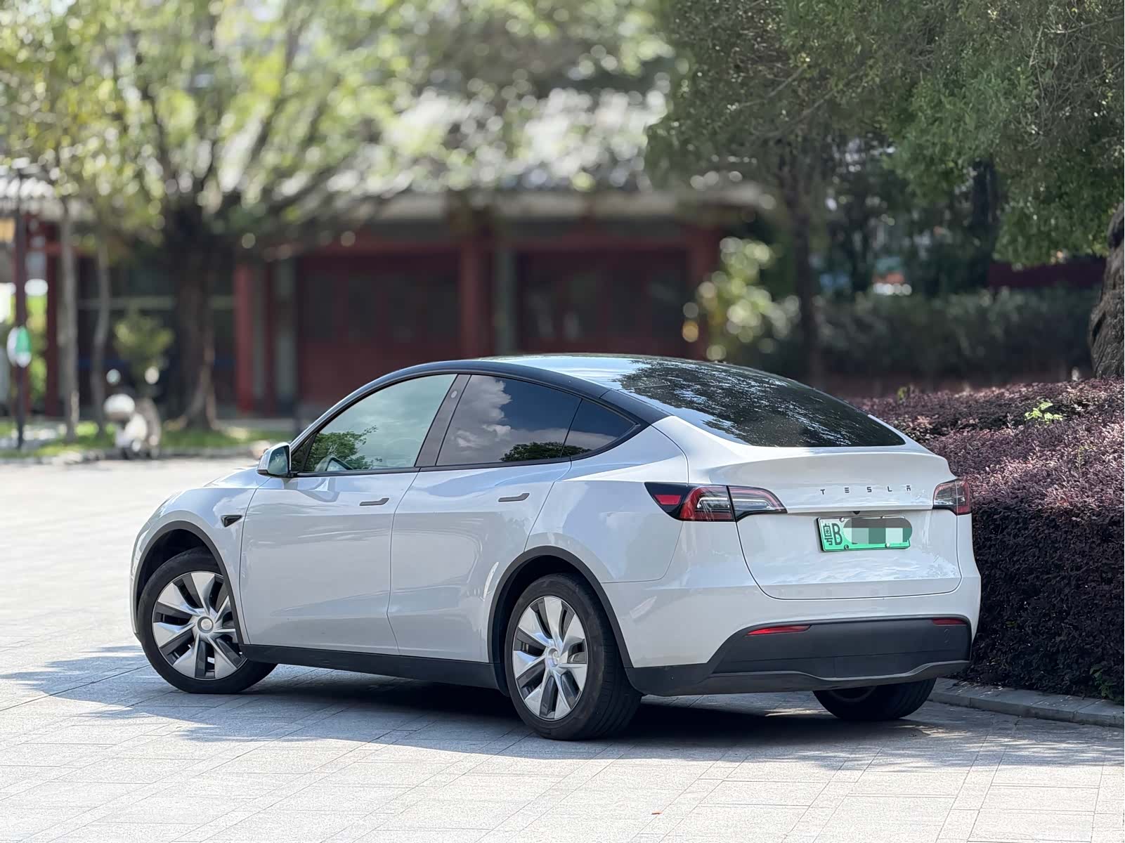 Tesla Model Y, 2022 2
