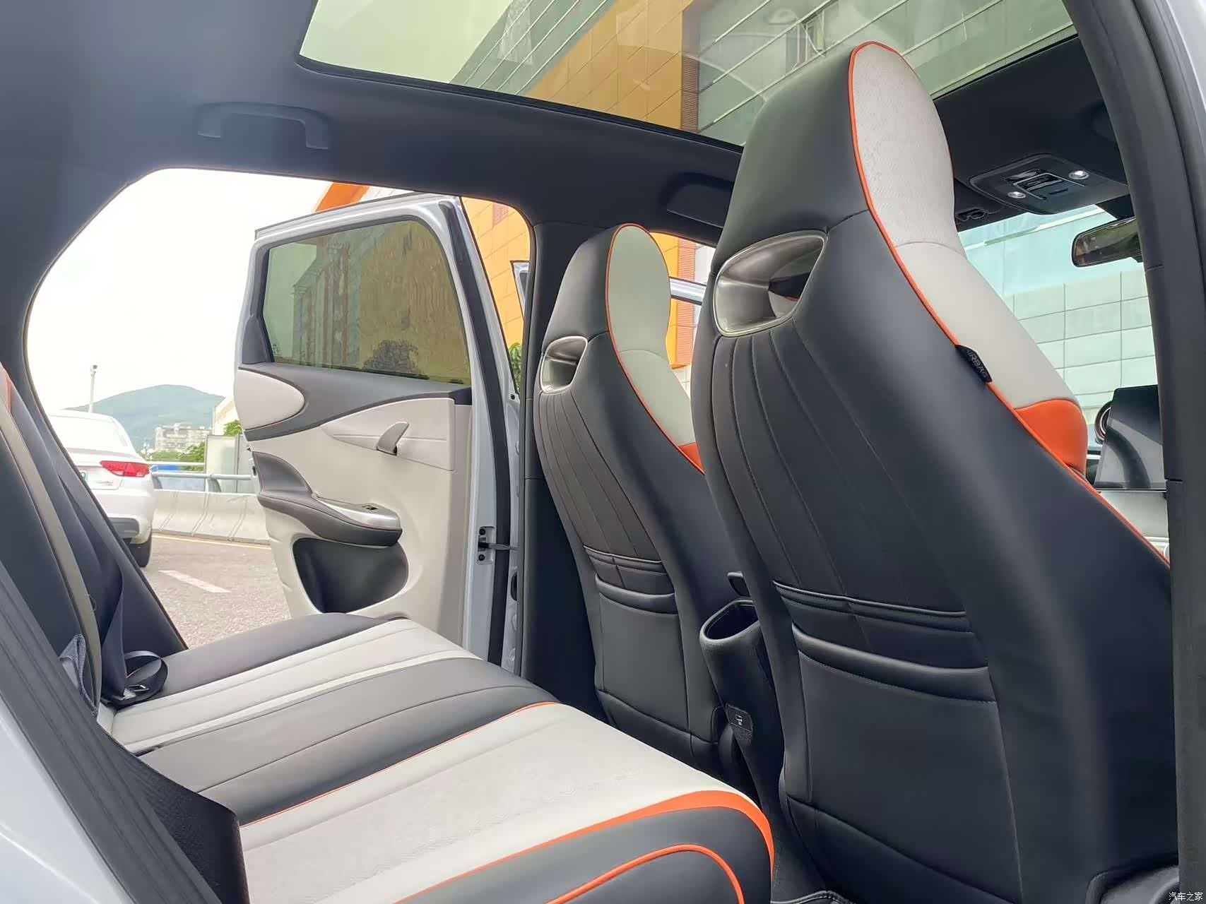 BYD Dolphin, 2022 6