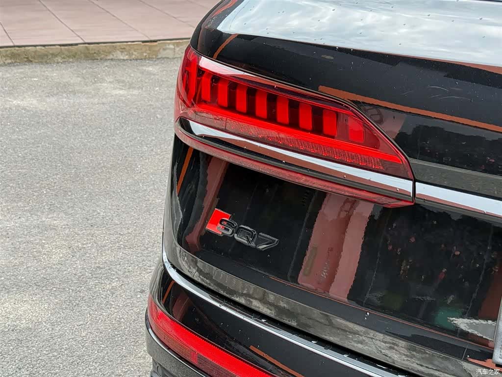 Audi Q7, 2024 29