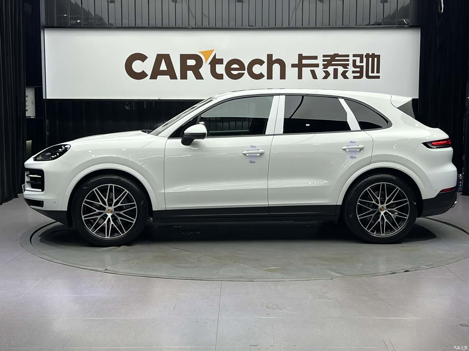 Porsche Cayenne, 2024 4