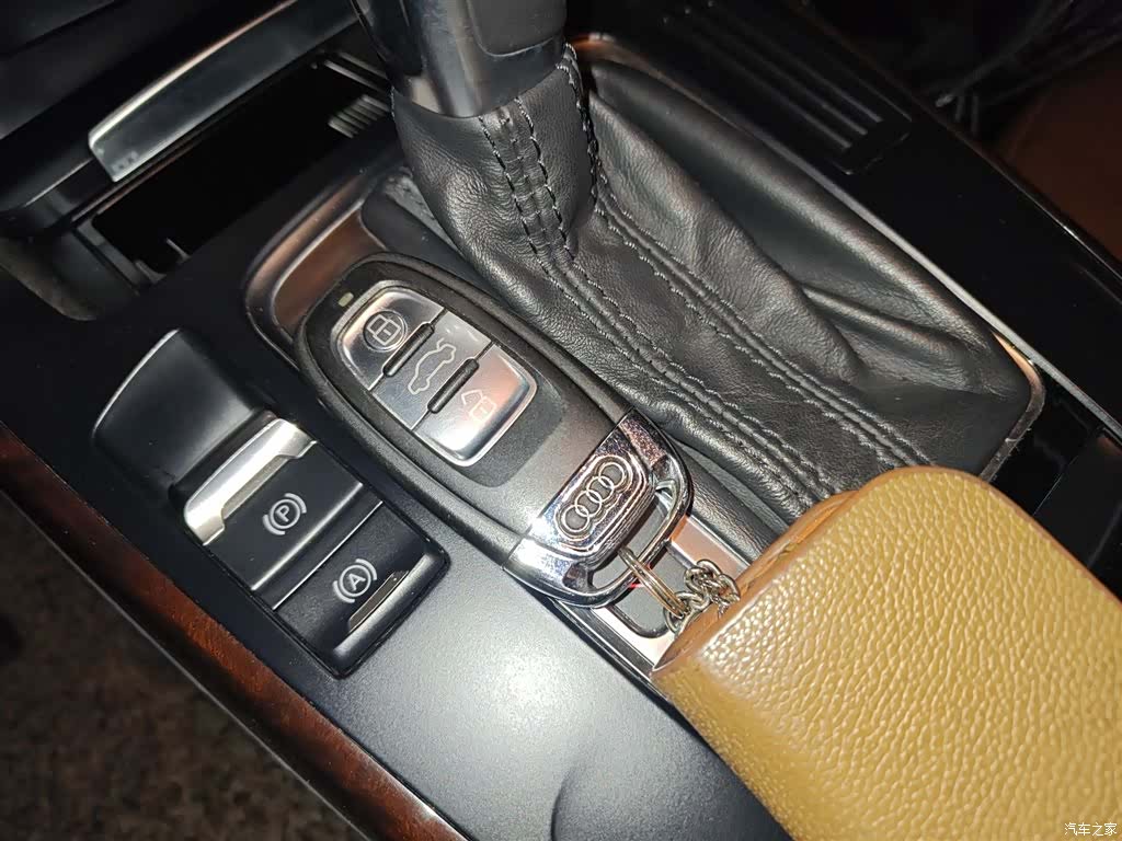 Audi A4L, 2016 17