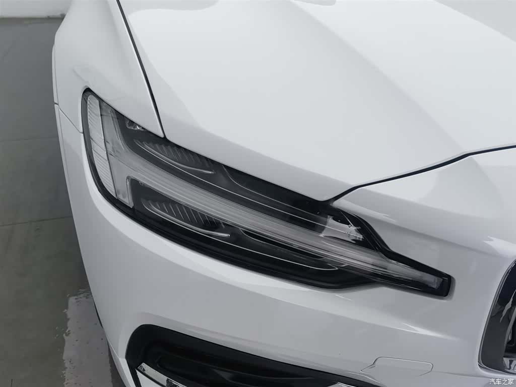 Volvo S60, 2023 7