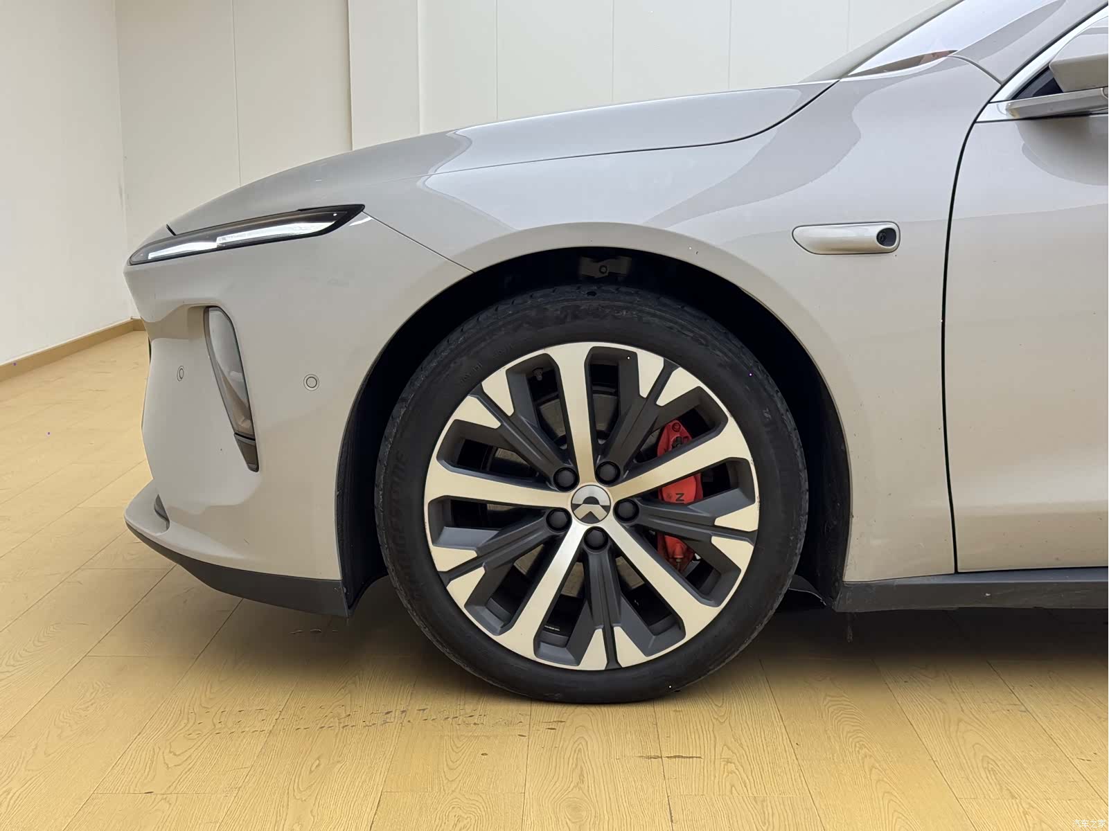 NIO ET7, 2023 10