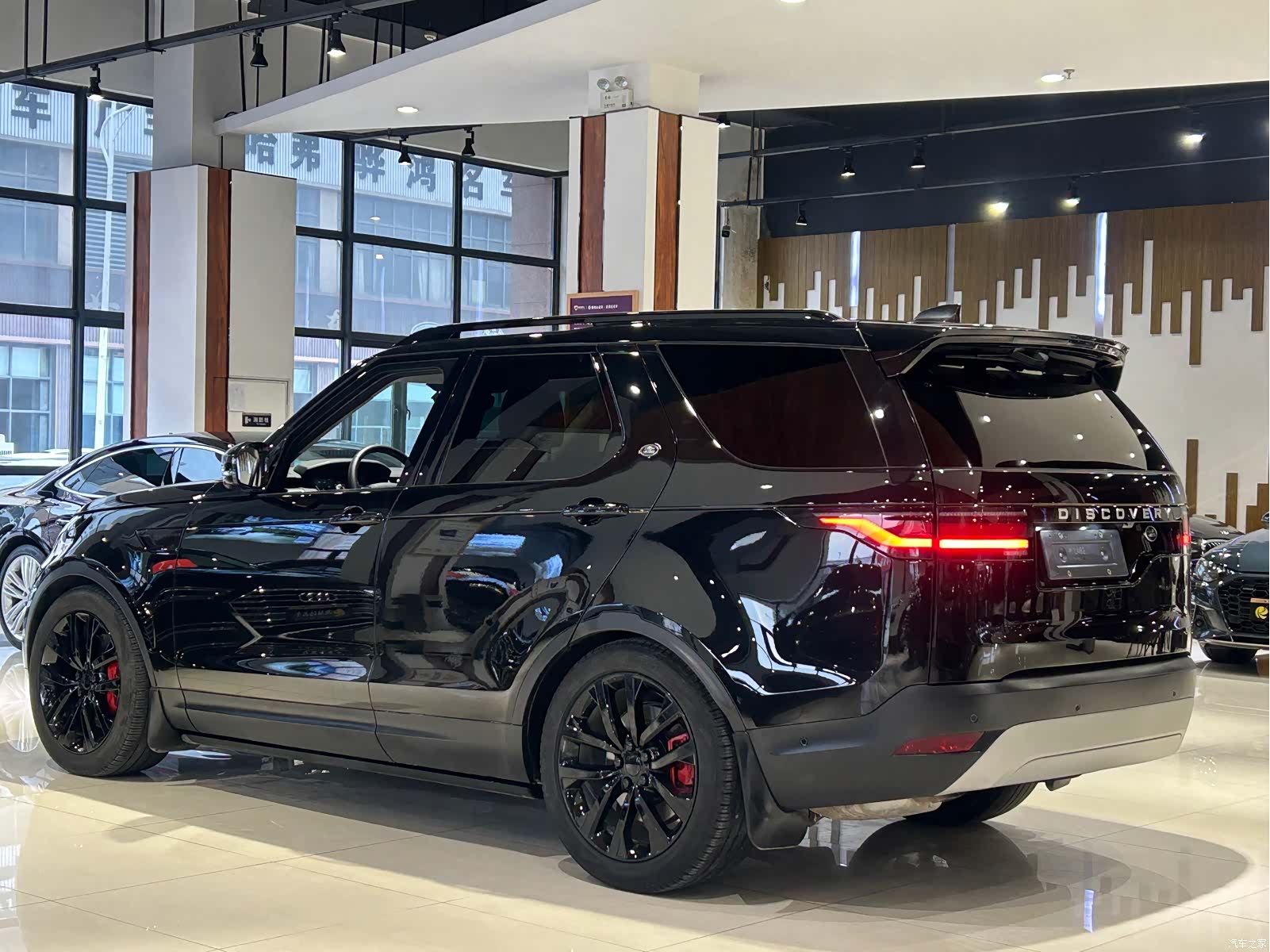 Land Rover Discovery, 2024 29