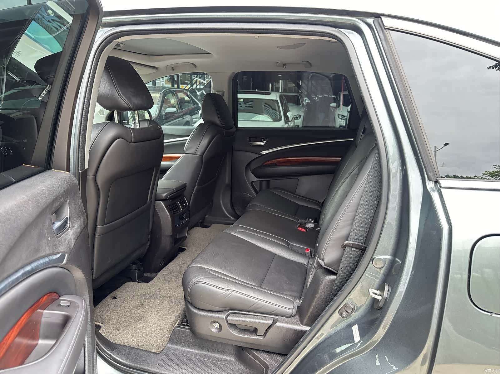 Acura MDX, 2015 9